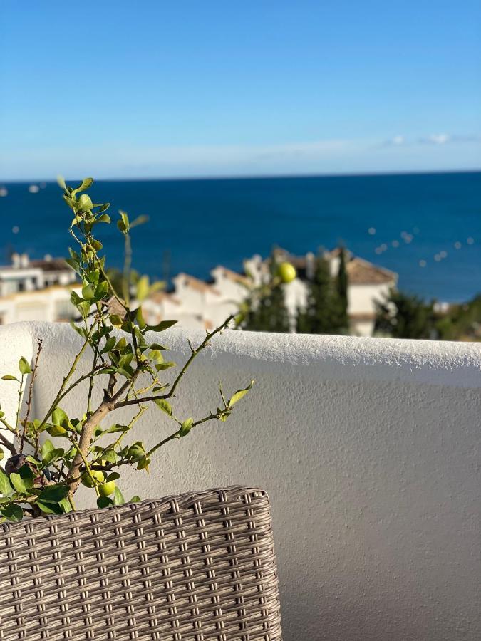 On The Beach - Penthouse On The Mediterranean Estepona Exterior photo